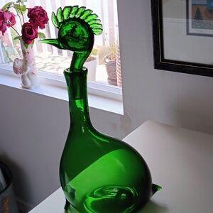 Mid-century Empoli art glass rooster decanter.  Made in Italy.
